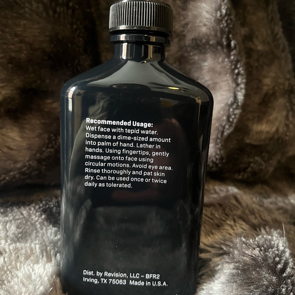 Revision Skincare Brightening Facial Wash - Picture 2 of 5